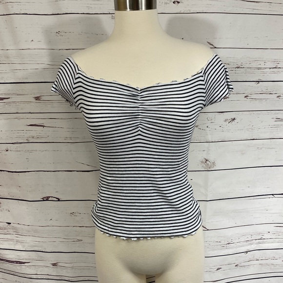 Hollister Tops - Hollister Black/White Stripe Top